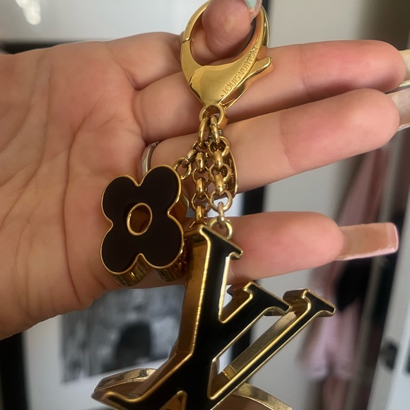 Louis Vuitton purse charm - Picture 4 of 9
